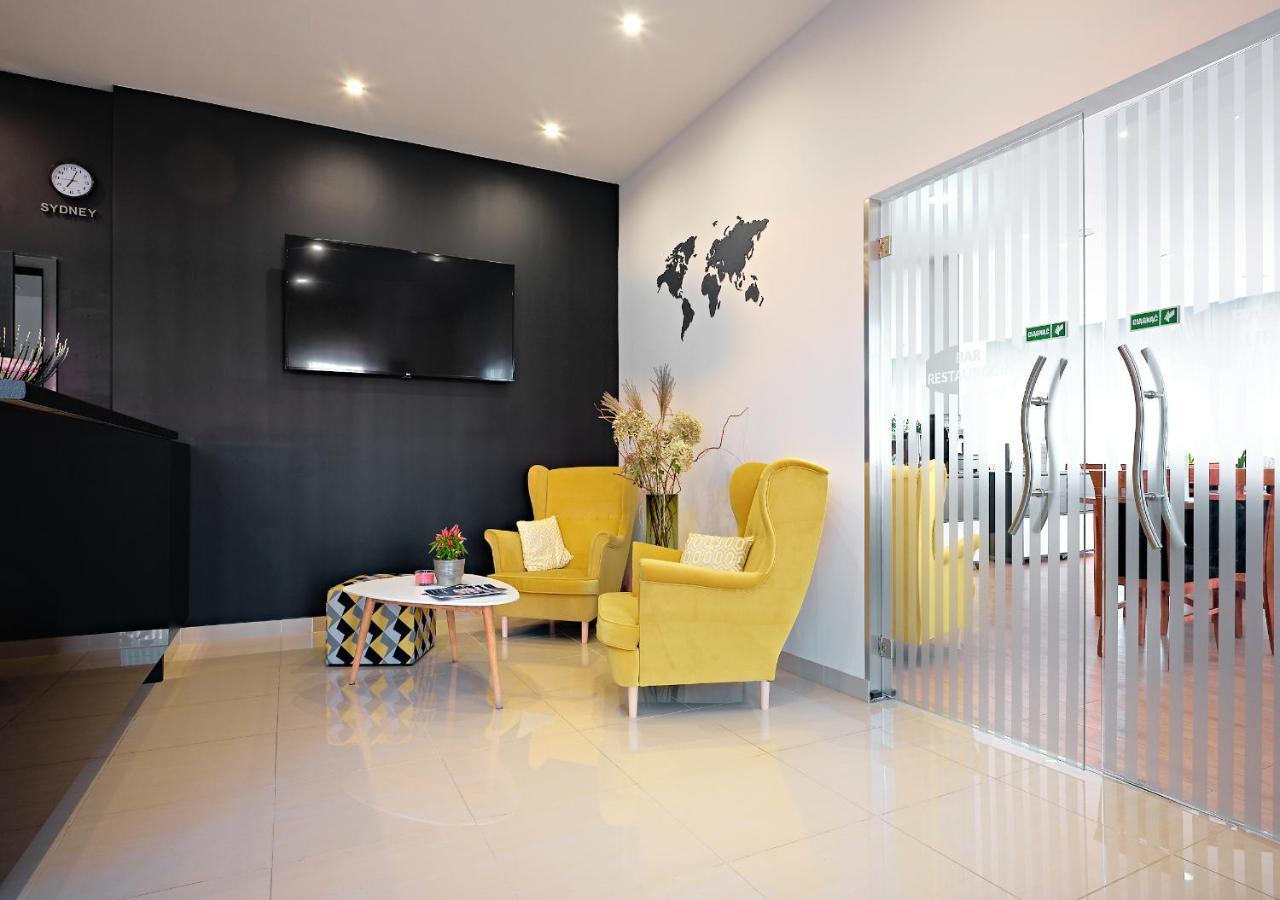 Aparthotel Lumen Krakow Bagian luar foto