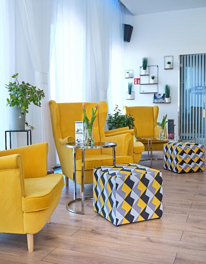 Aparthotel Lumen Krakow Bagian luar foto