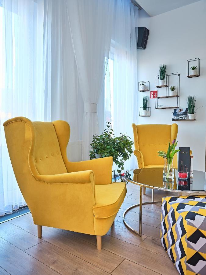 Aparthotel Lumen Krakow Bagian luar foto