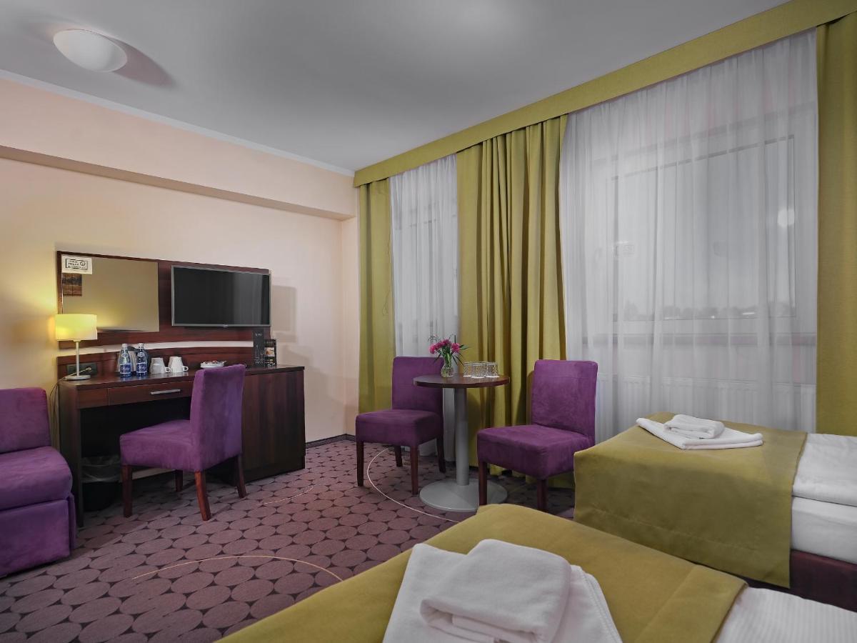 Aparthotel Lumen Krakow Bagian luar foto