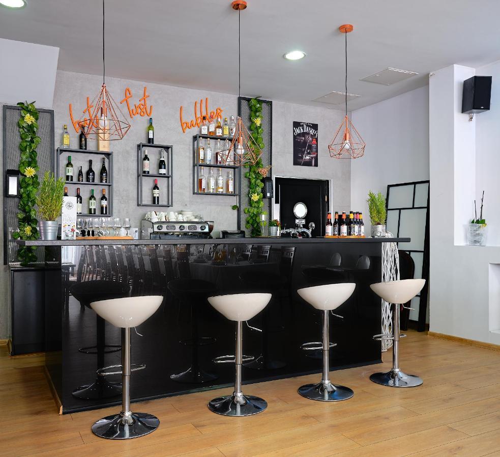 Aparthotel Lumen Krakow Bagian luar foto
