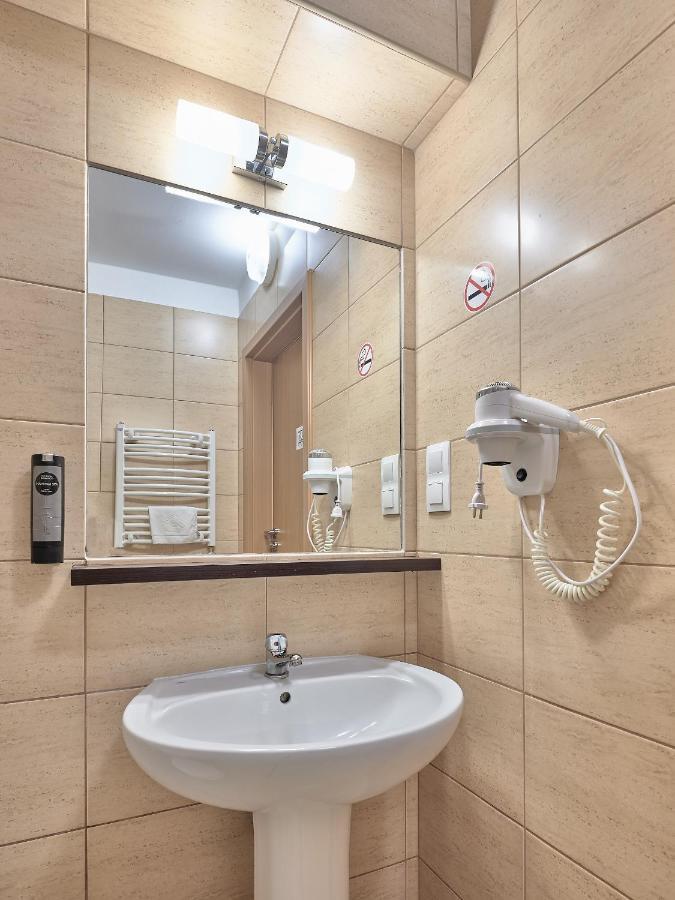 Aparthotel Lumen Krakow Bagian luar foto