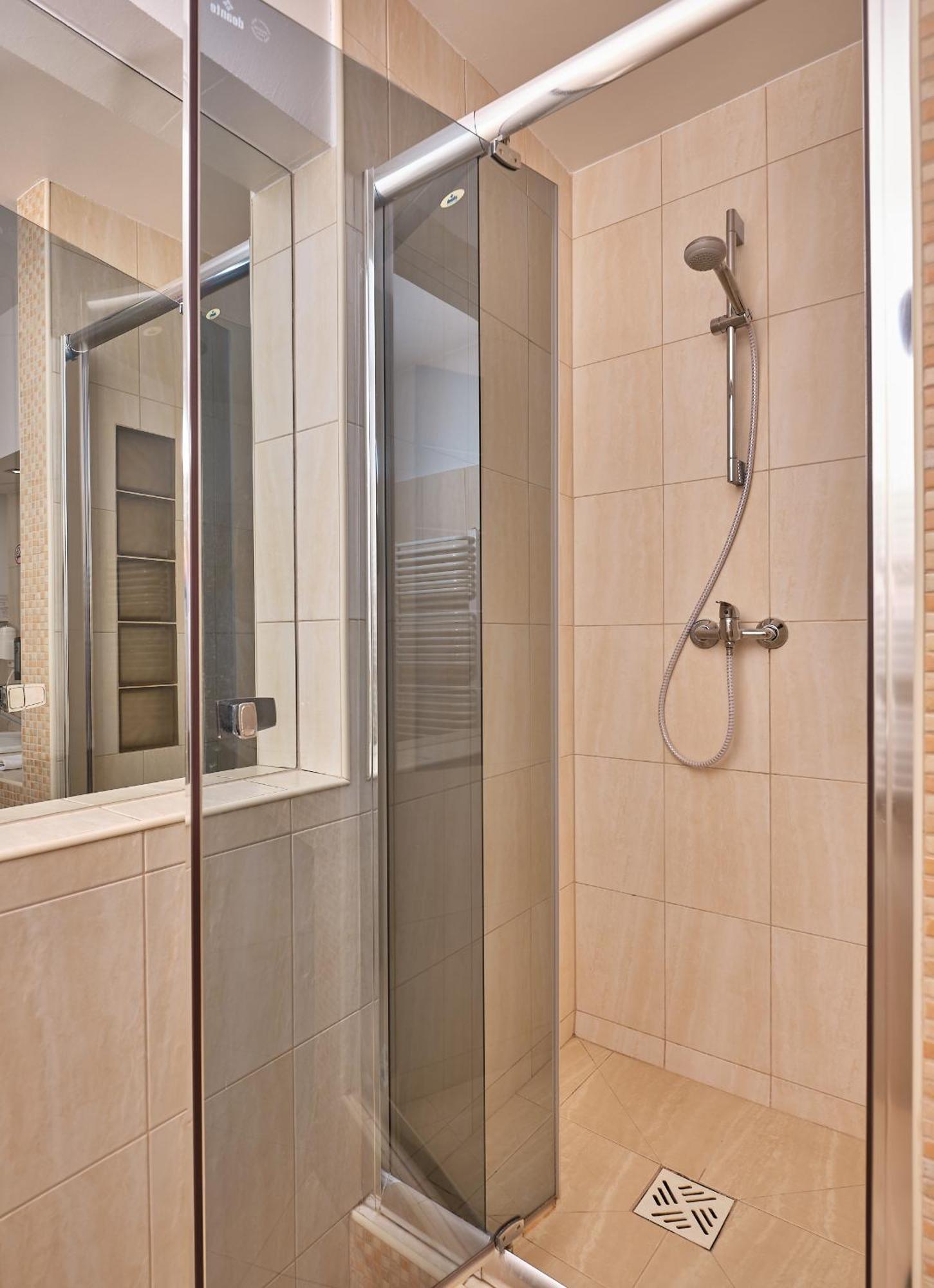 Aparthotel Lumen Krakow Bagian luar foto