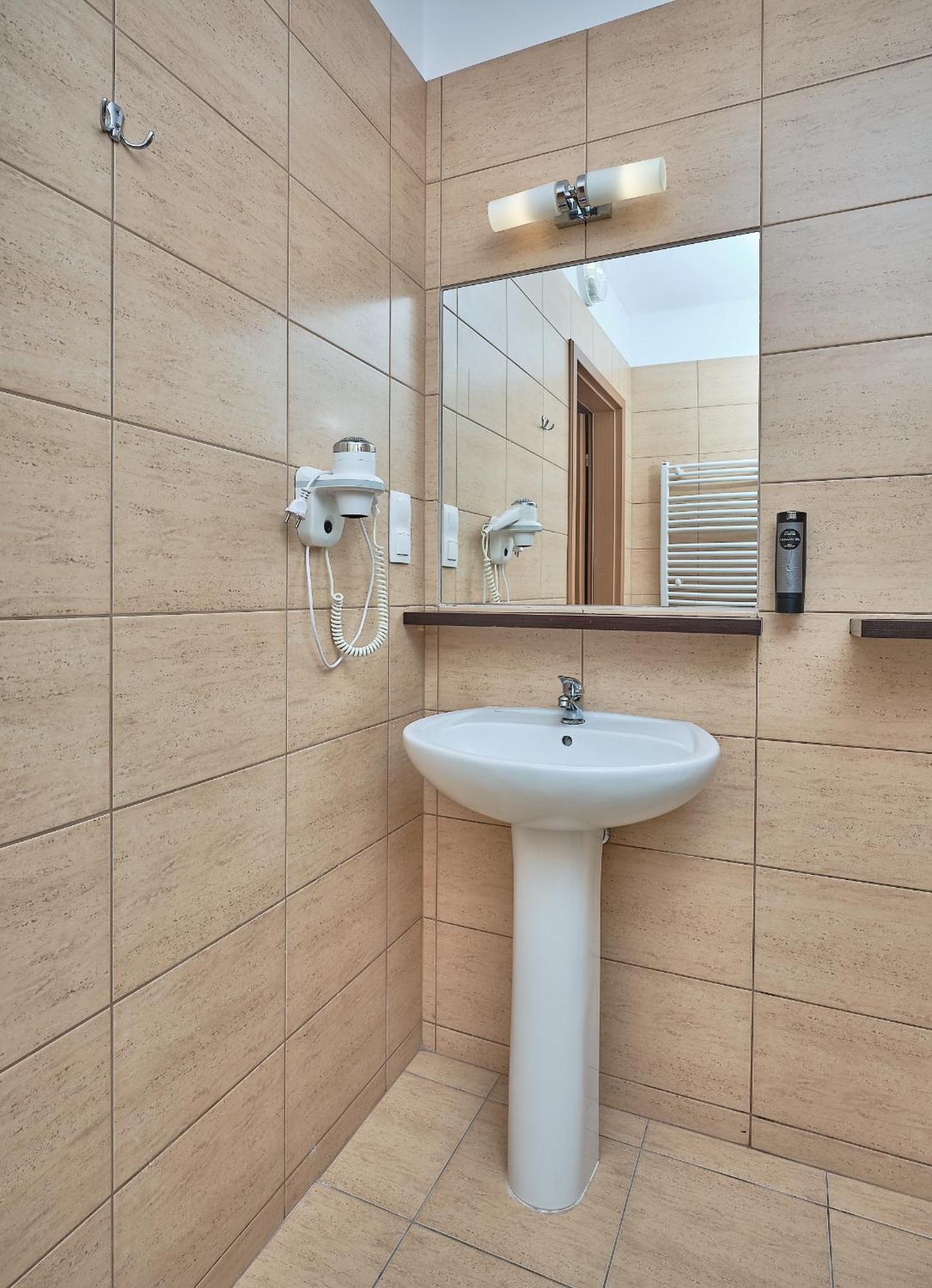 Aparthotel Lumen Krakow Bagian luar foto